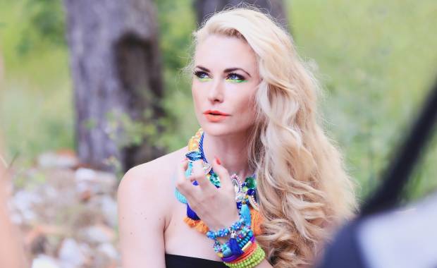 LJEPOTA:  Manekenka Iris Rajčić blista u novoj atraktivnoj kampanji