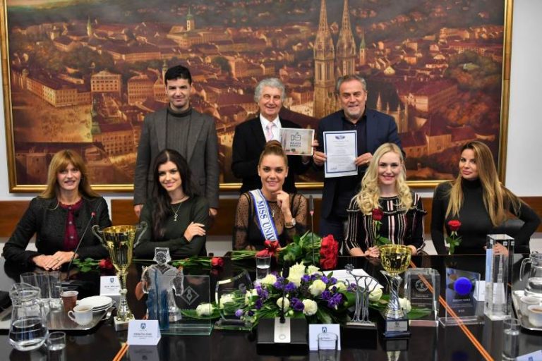 Bandić primio Miss Universe Hrvatske uoči njenog odlaska na Svjetski izbor za Miss Universe