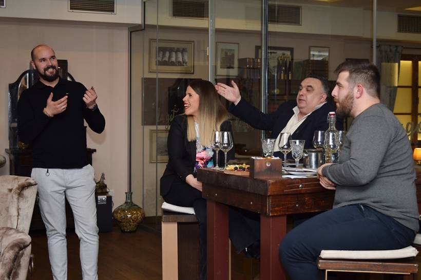 Vinski razgovori uz vinariju Perak u jednom od ljepših vinskih prostora zagrebačkog centra