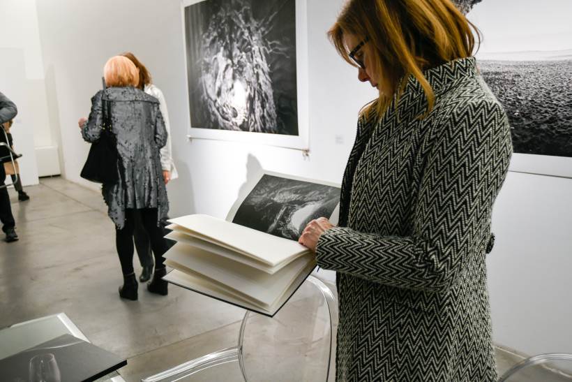 U Galeriji Kranjčar otvorena izložba međunarodno priznatog fotografa Nenada Šaljića