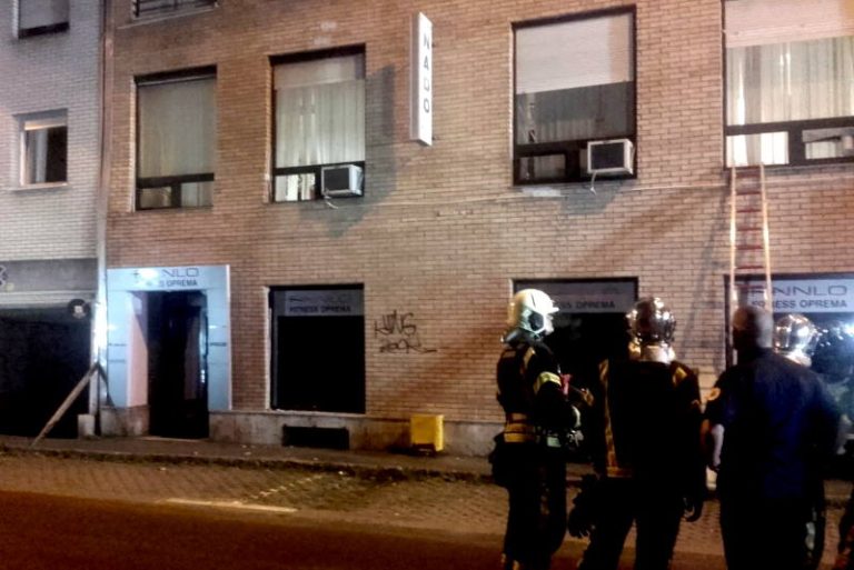 STANARI U PANICI: Napukao zid zgrade na Trešnjevci, sve službe izašle na teren