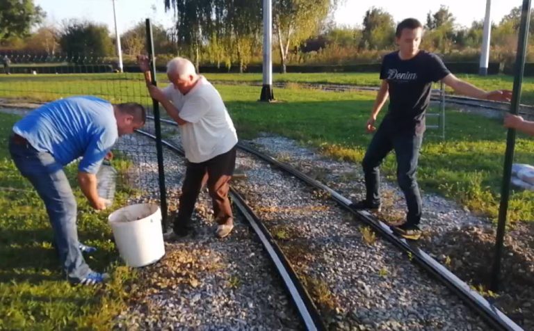 PREKIPJELO IM: Obitelj Maršanić metalnom ogradom zagradila okretište tramvaja