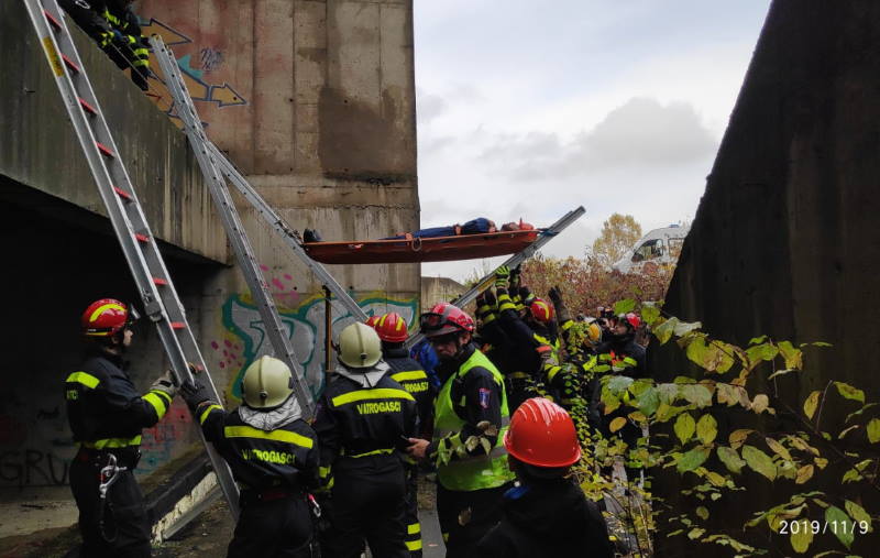 SAVA 2019: Specijalističke postrojbe pokazale što bi poduzele kad bi Zagreb pogodio veliki potres [FOTO]