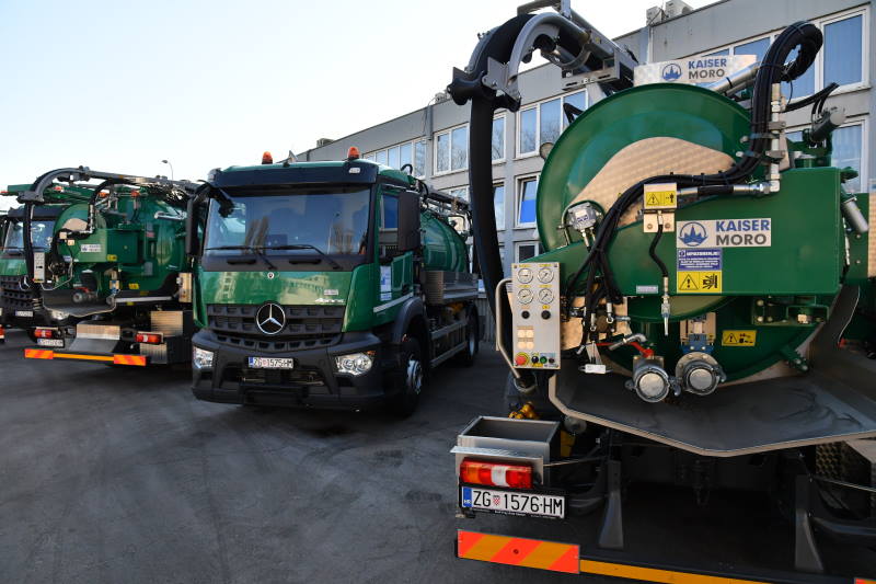 Vodoopskrba i odvodnja dobila šest specijalnih vozila za čišćenje kanalizacija i slivnika