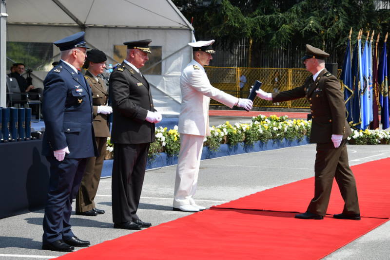 Na Hrvatskom vojnom učilištu Dr. Franjo Tuđman održana svečana promocija časnika