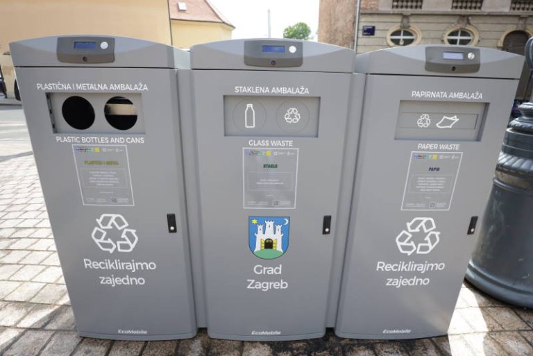 Grad Zagreb dobio EcoMobile – beskontaktne pametne spremnike za upravljanje otpadom