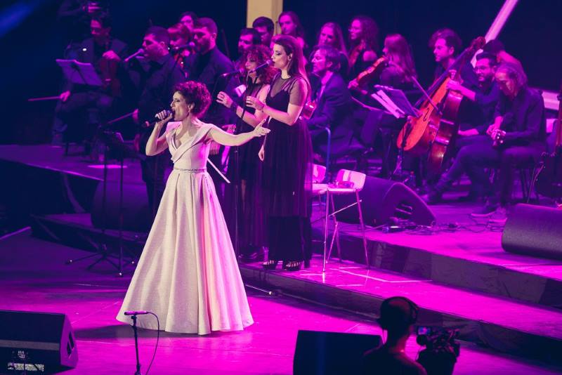 GLAZBENA POSLASTICA: HTV prikazuje snimku nezaboravnog koncerta Doris Dragović u Areni