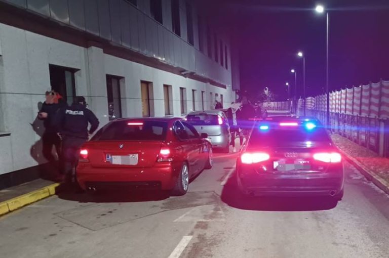 Zagrebačka policija prekinula ilegalne noćne utrke, 20 vozača kažnjeno zbog tehničke neispravnosti vozila