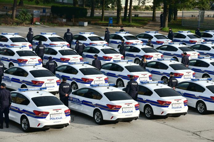 Hrvatska policija dobila 175 novih Fordova! Vozila imaju najsuvremeniju opremu i automatske mjenjače