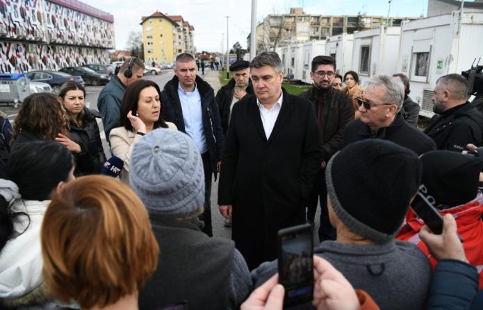 “Da sam ja premijer…” Milanović obišao kontejnerska naselja i dao odličan savjet Plenkoviću
