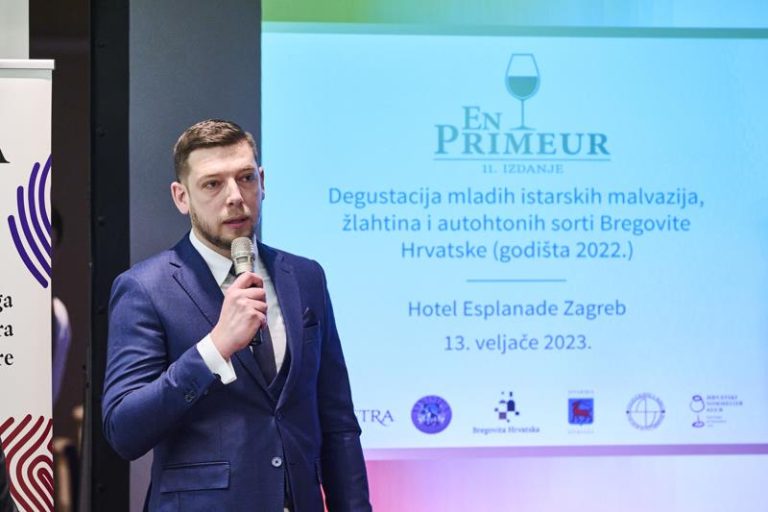Sedam odličnih mladih malvazija u Zagrebu dočaralo berbu 2022.