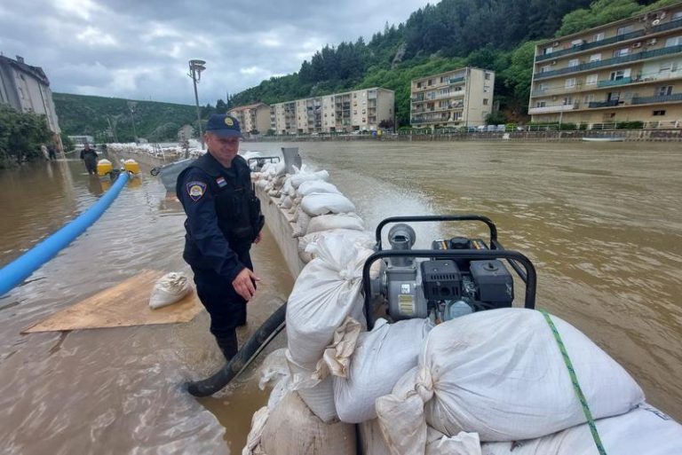 DEUTSCHE WELLE: Poplave u Hrvatskoj – rezultat nemara i ignoriranja struke