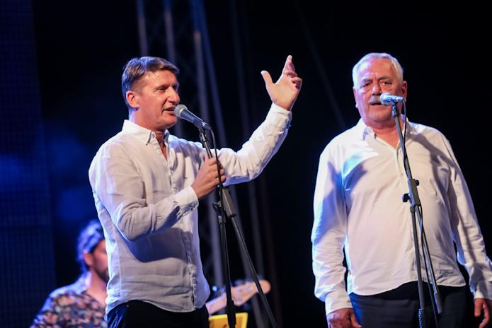 Tomislav Bralić i klapa Intrade očarali publiku na festivalu u Vrsaru