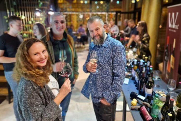 Pelješki vinari na Vinskoj shpitzi u Zagrebu najavili Dane otvorenih podruma